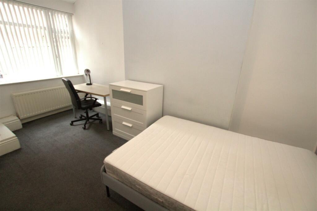 House in Middlesbrough, Middlehaven - View 6