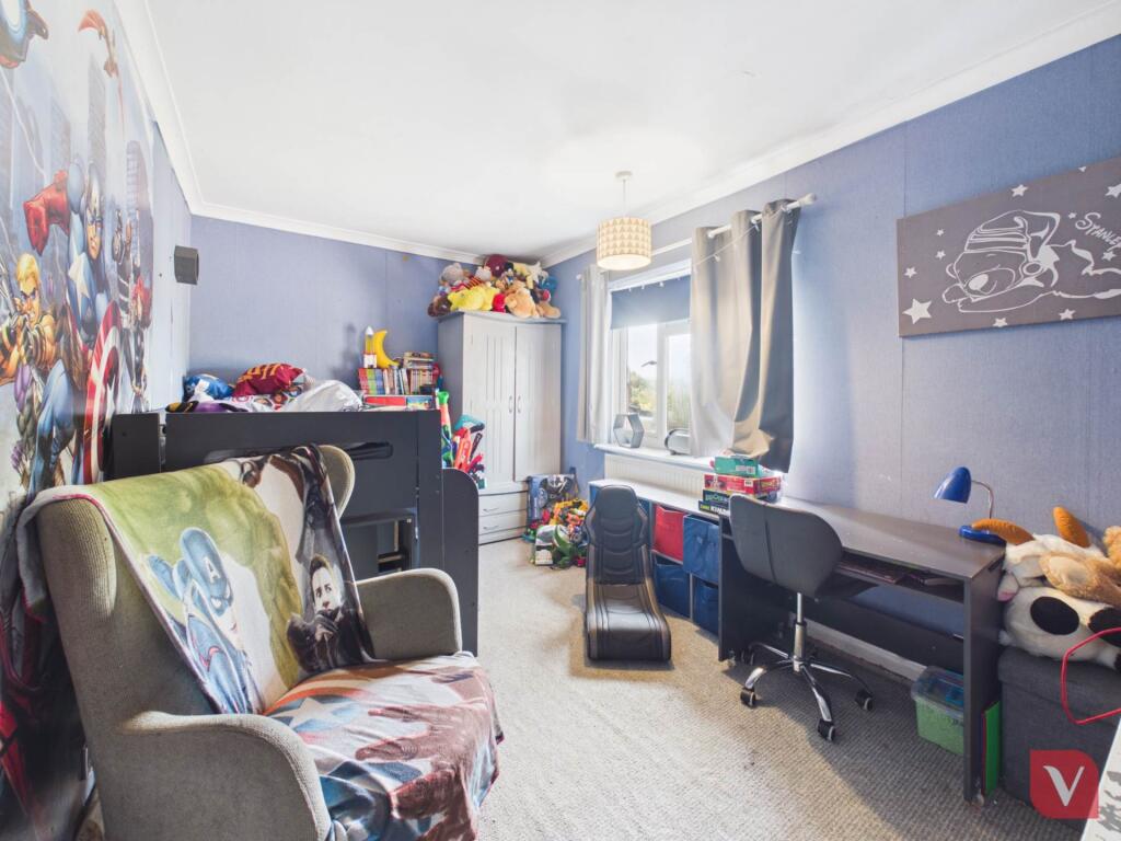 House in Luton - More
