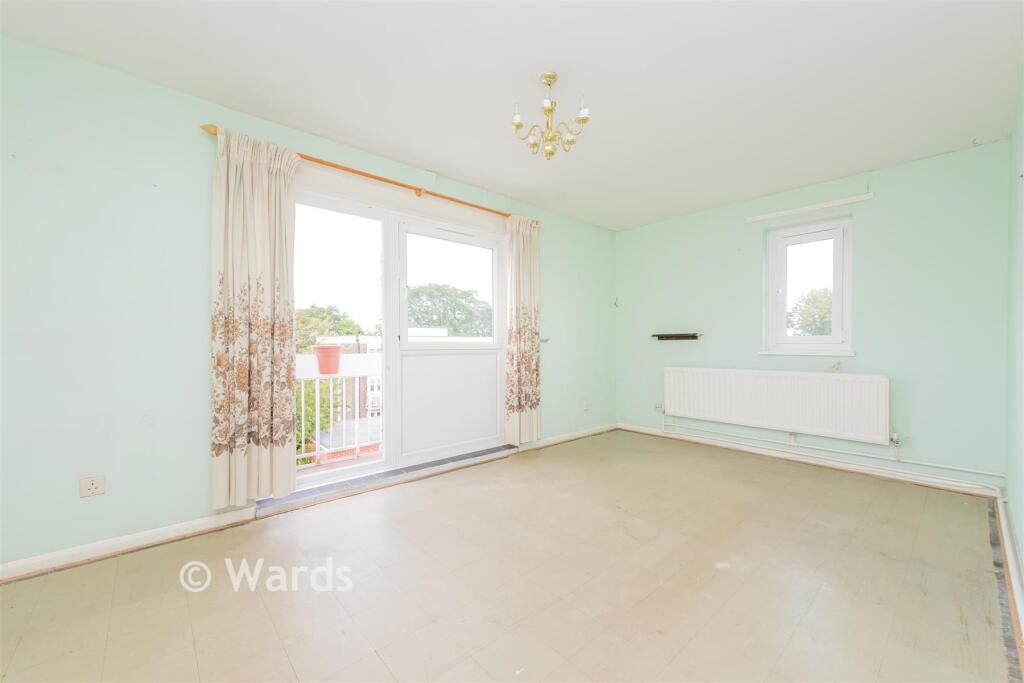Apartment in Gravesham, Northfleet - View 5