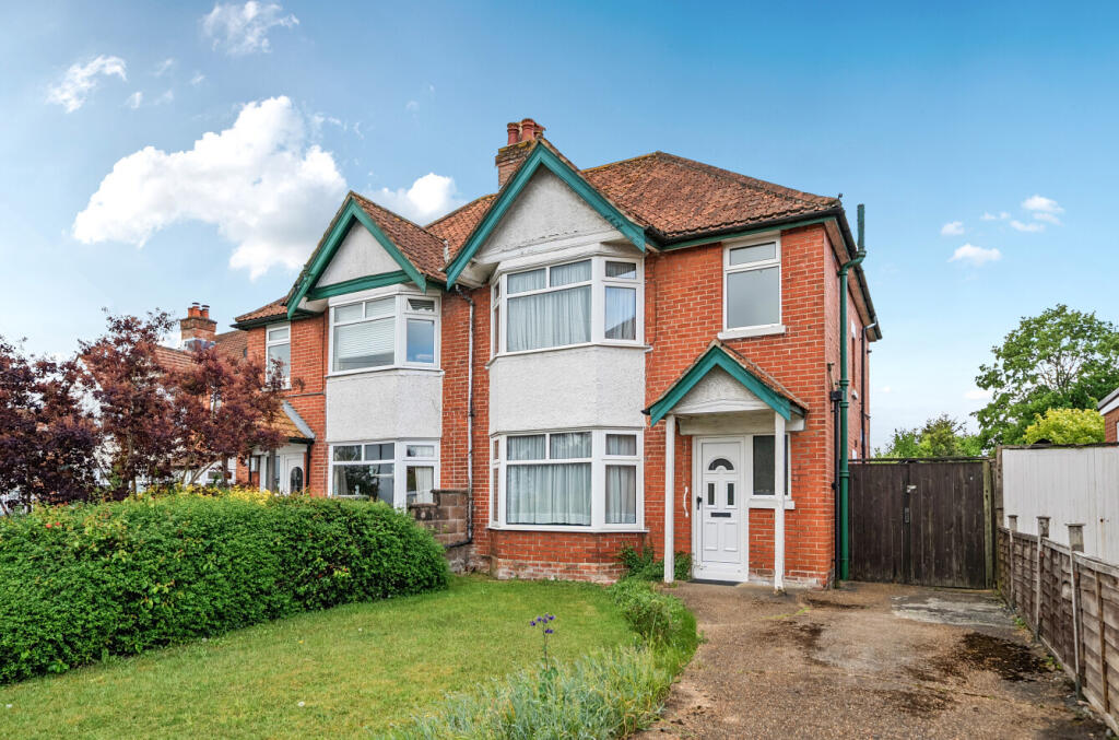 Main image of property: Channels Farm Road, Stoneham, Southampton, Hampshire, SO16