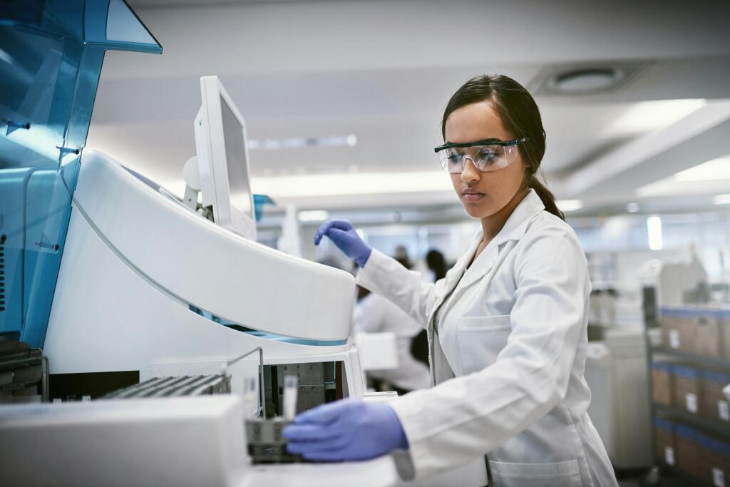 Lambourn Lab 2.jpg
