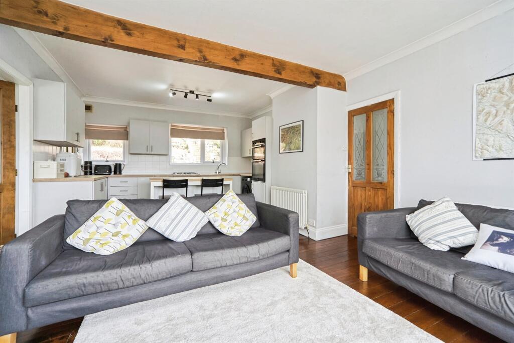 House in Bradford, Keighley - View 4