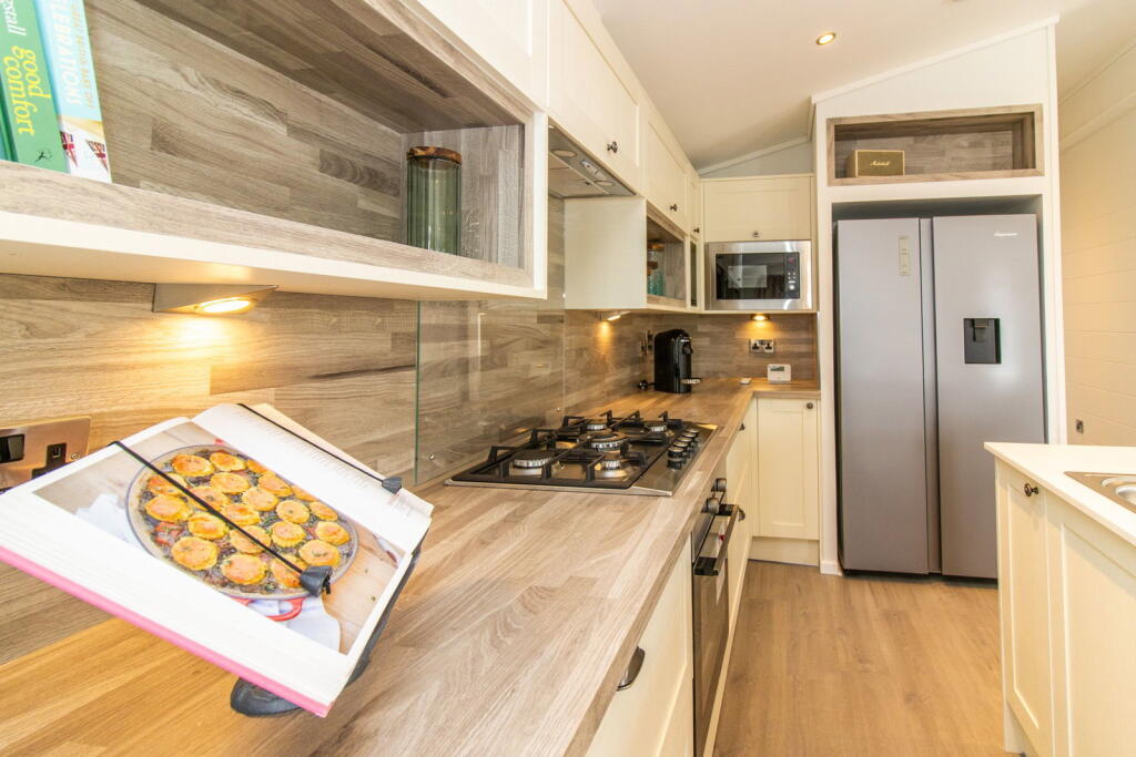 House in Southampton - View 5