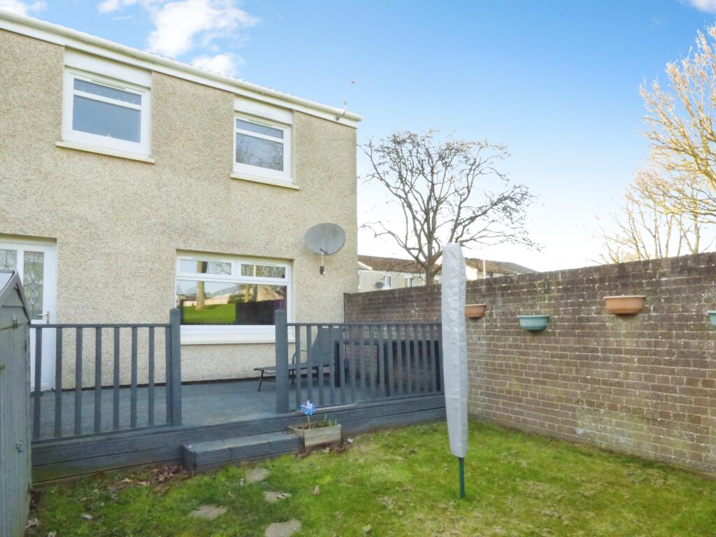 Russell Court, Dunfermline, KY11 photo 4