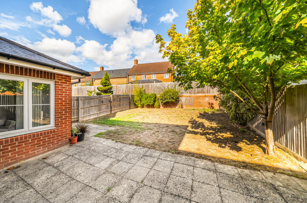 House in Reading - View 3