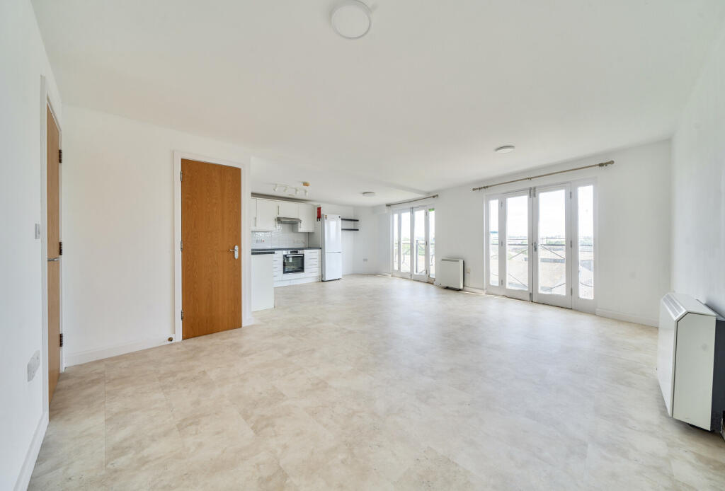 Apartment in Bristol, Old Market, St Philip's - View 2