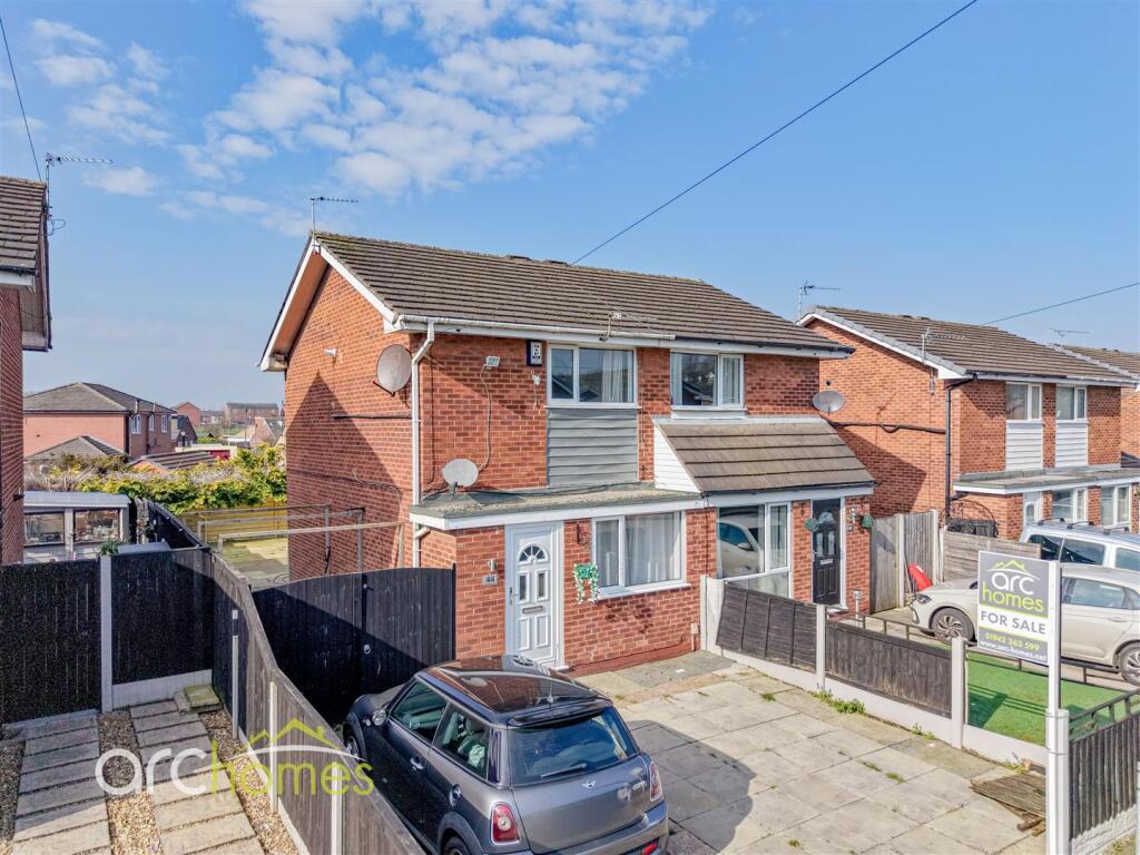 Main image of property: Ashwood Avenue, Abram, Wigan