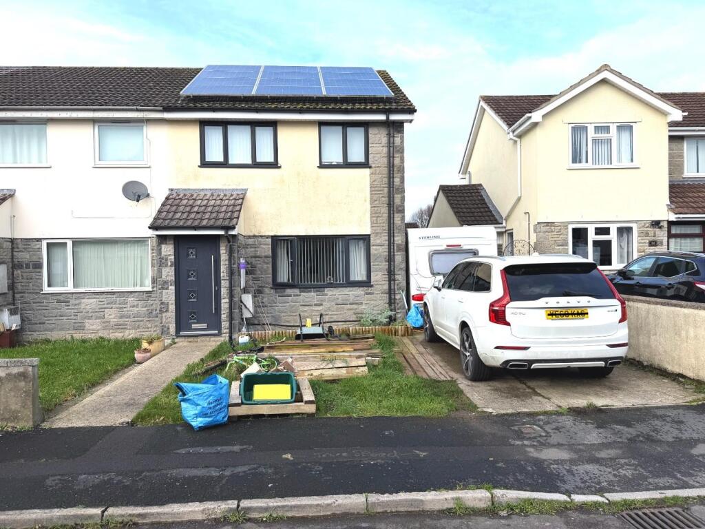 Main image of property: Oakfield Road