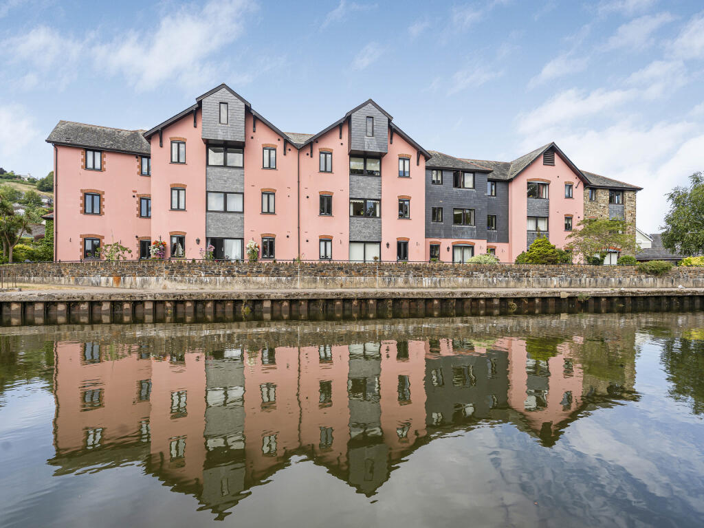 Main image of property: Throgmorton House, New Walk, Totnes