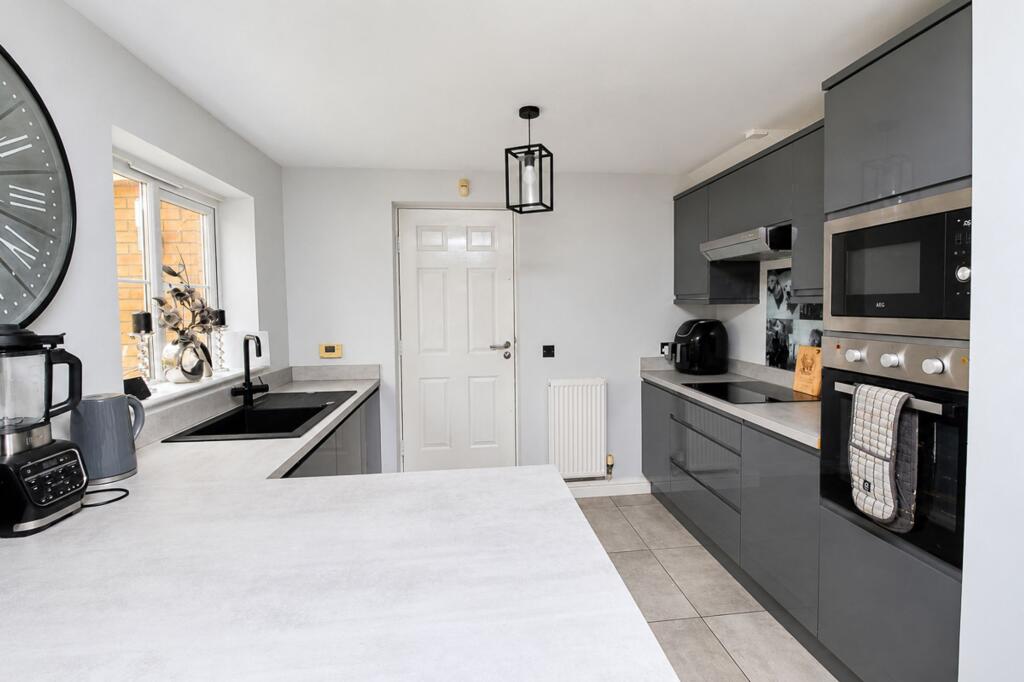 Glencrest Court, Pelton Fell, Chester Le Street, DH2 photo 2