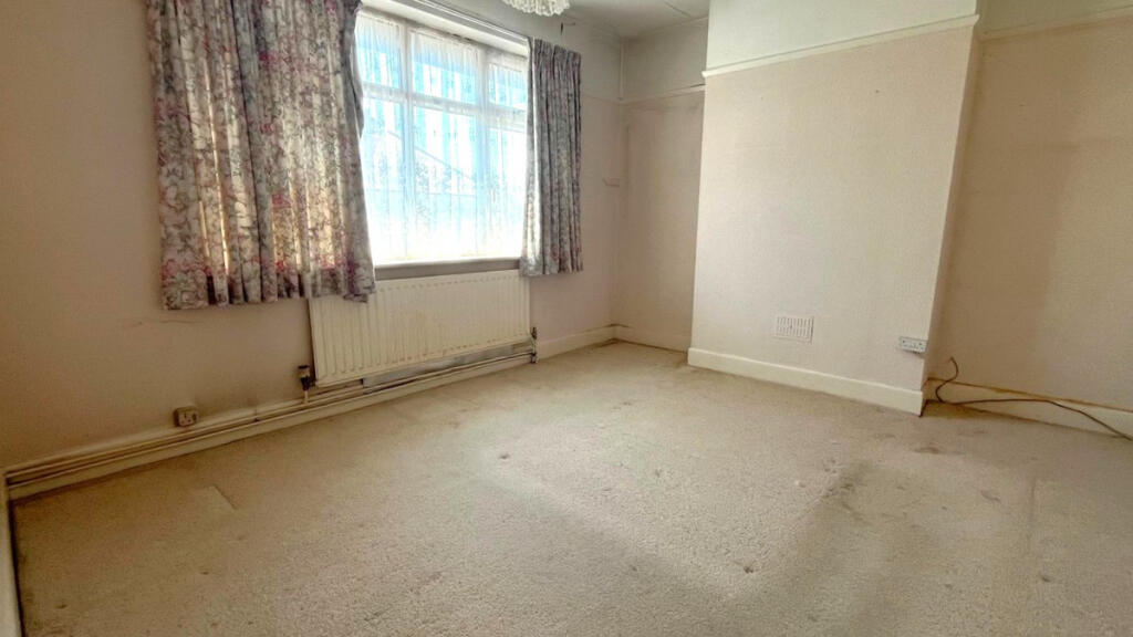 Apartment in Brighton - View 3