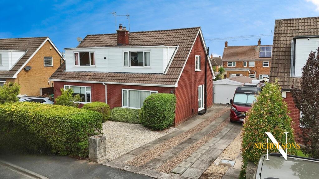 3-bed semi-detached on Silverdale Close, Retford, Nottinghamshire, DN22, £190,000