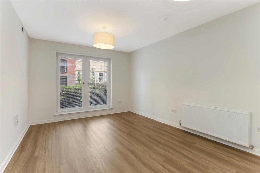 Apartment in Glasgow - View 3