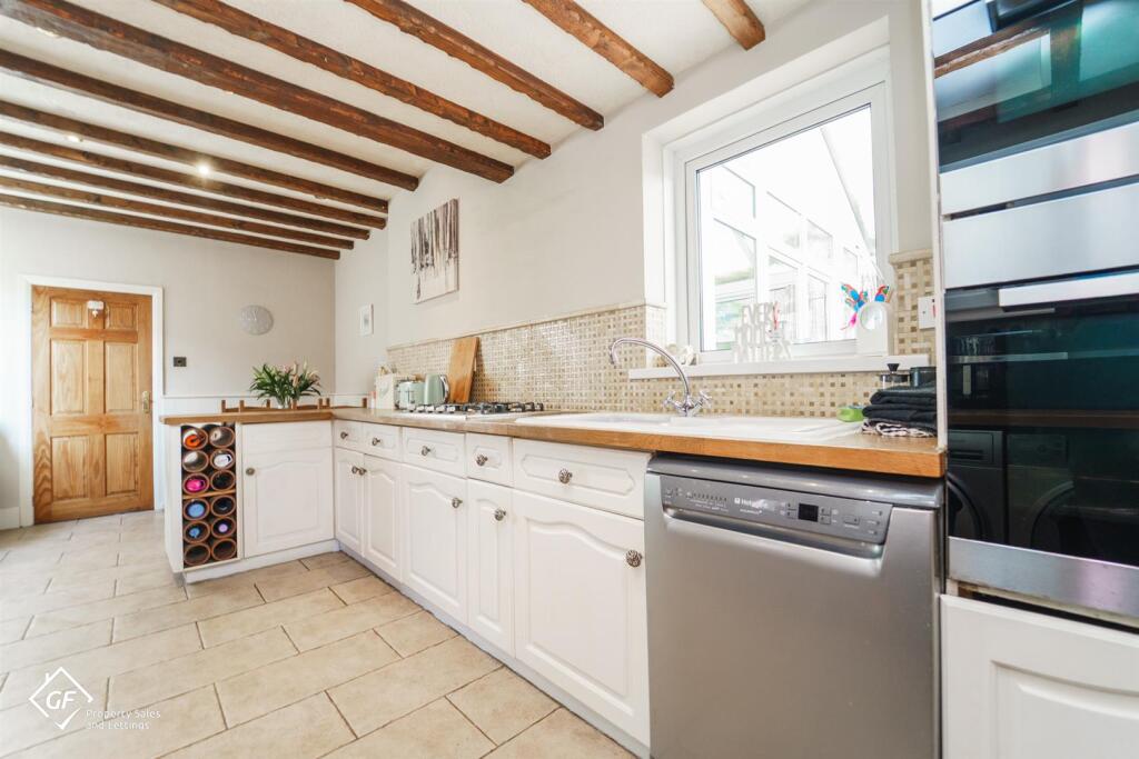 House in Lancaster - View 5