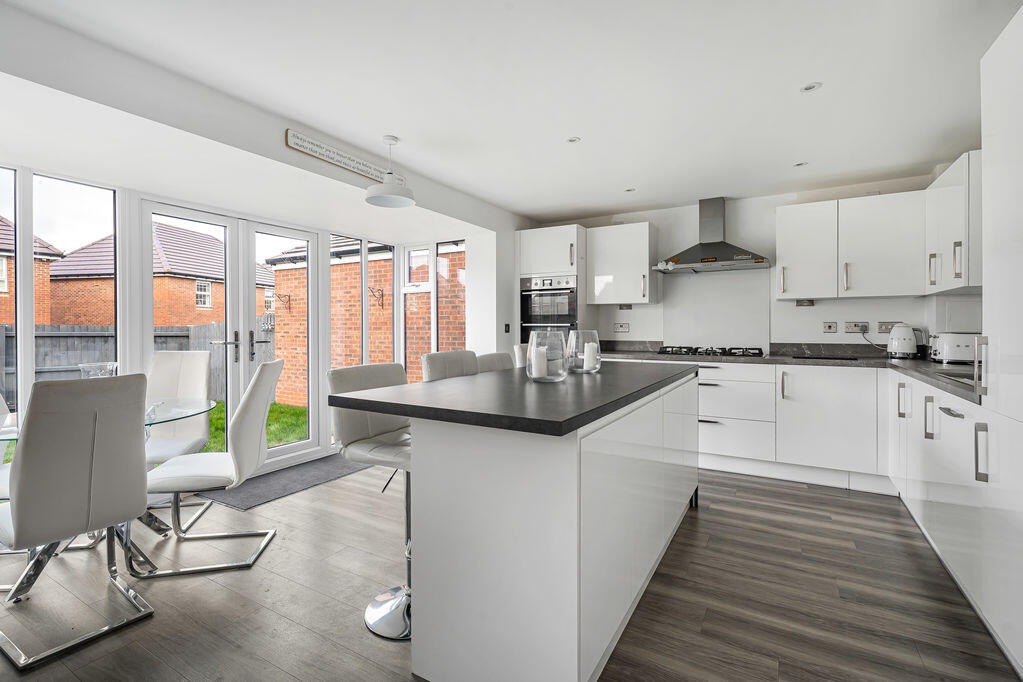 Barber Drive, Eaton Leys, Milton Keynes  photo 2