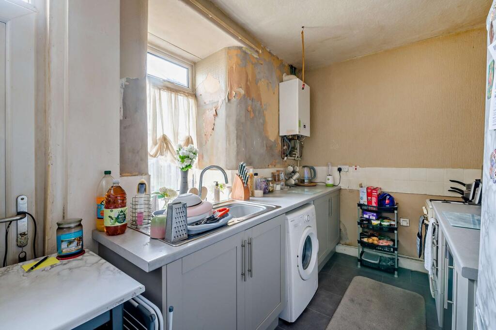 Additional image 5 of Dawson Street, Bradford, BD4