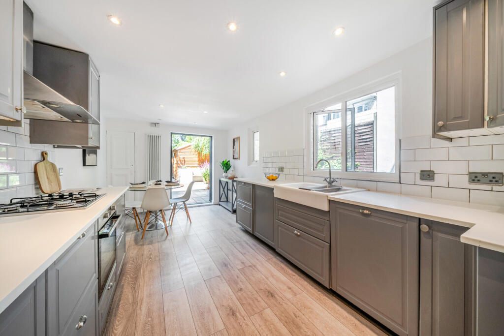 Barrow Road, Streatham Common, London, SW16 photo 4