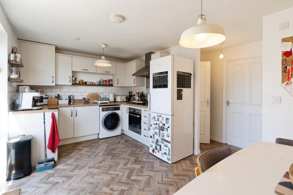Kilham Way, Ferring, Worthing photo 5