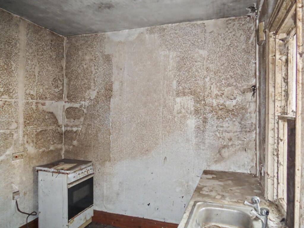 House in Preston - View 2