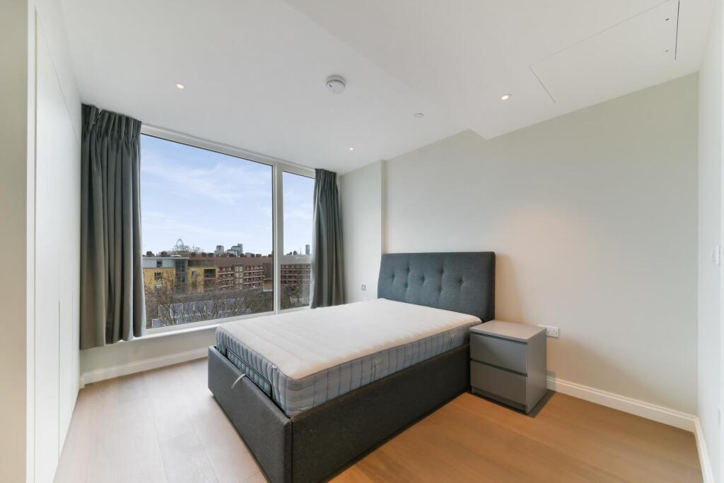 Apartment in London - View 5