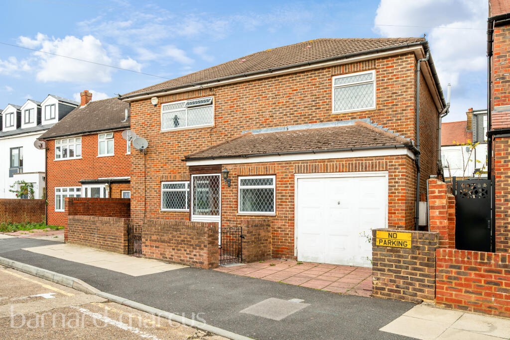 Main image of property: Beecholme Avenue, MITCHAM