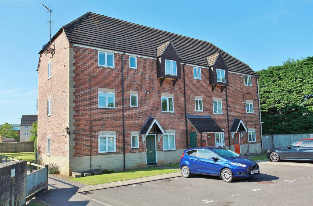 Main image of property: ABINGDON