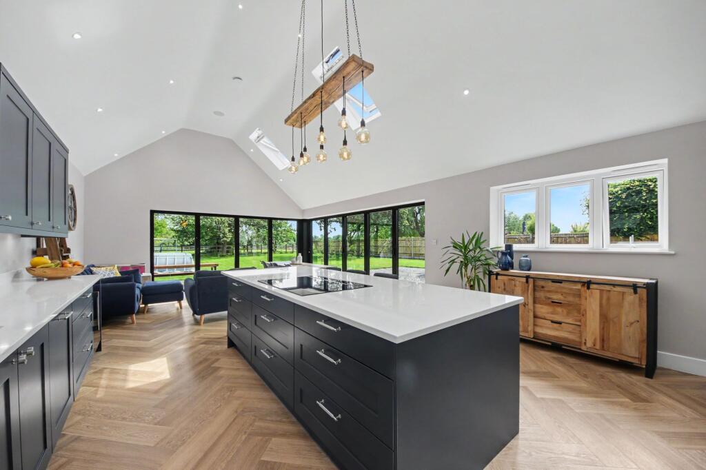 Vicarage Lane, Swanmore, SO32 - View 5