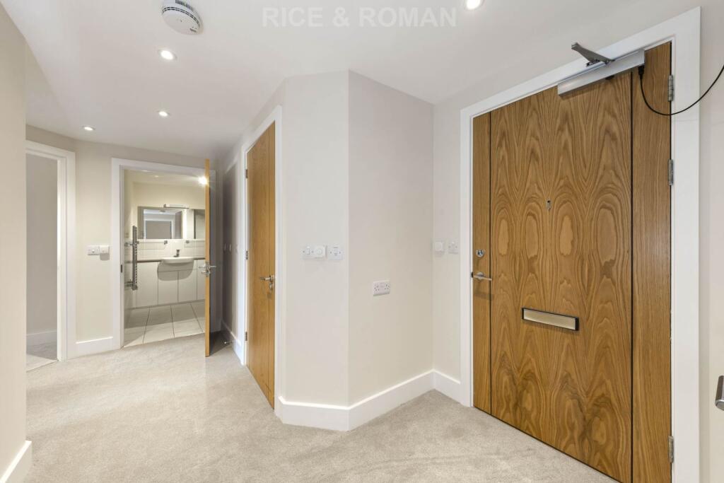 Swift House, Maidenhead photo 4