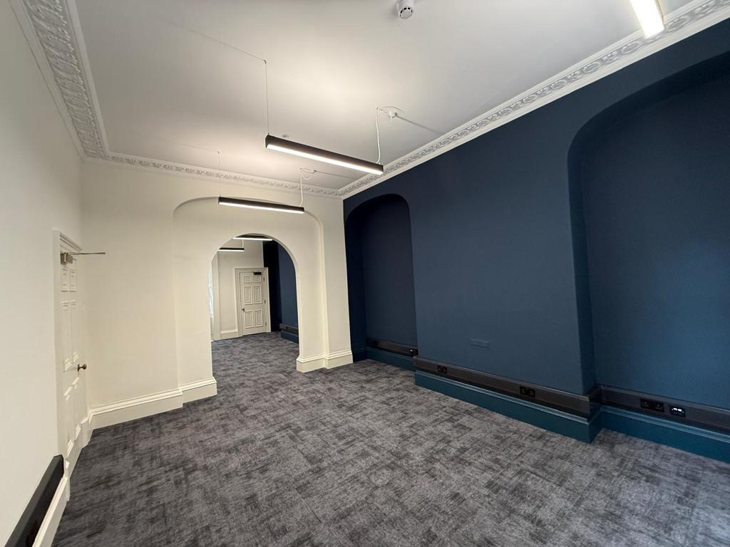 Main image of property: 49 / 50 Queen Square, Bristol, BS1 4LW