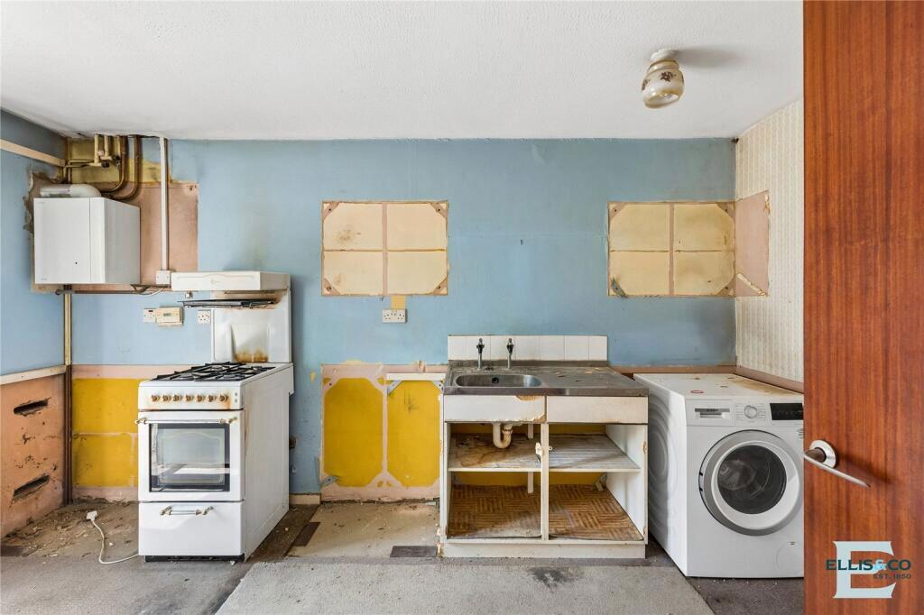 House in London, Lightfoot Road Estate, Hornsey - View 3