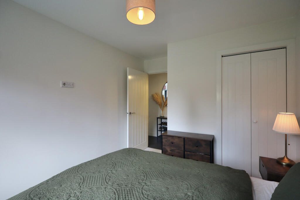 Apartment in Taunton - View 5