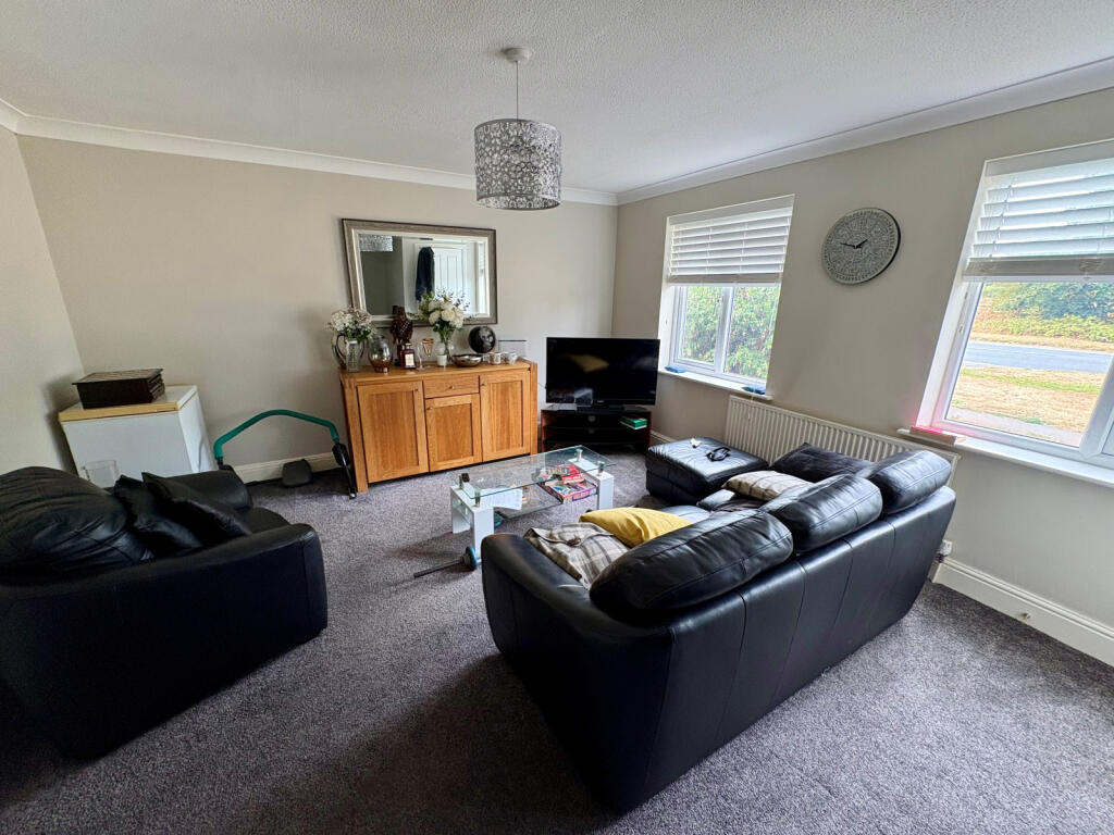 Apartment in Hull - View 3