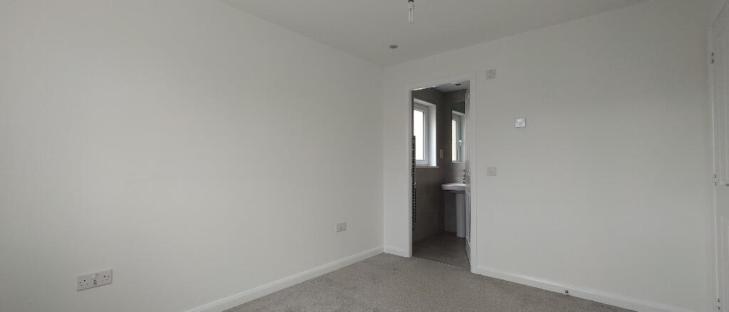 House in Edinburgh, Midlothian - View 5