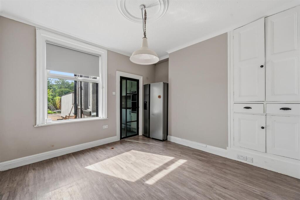 House in Sheffield - View 3