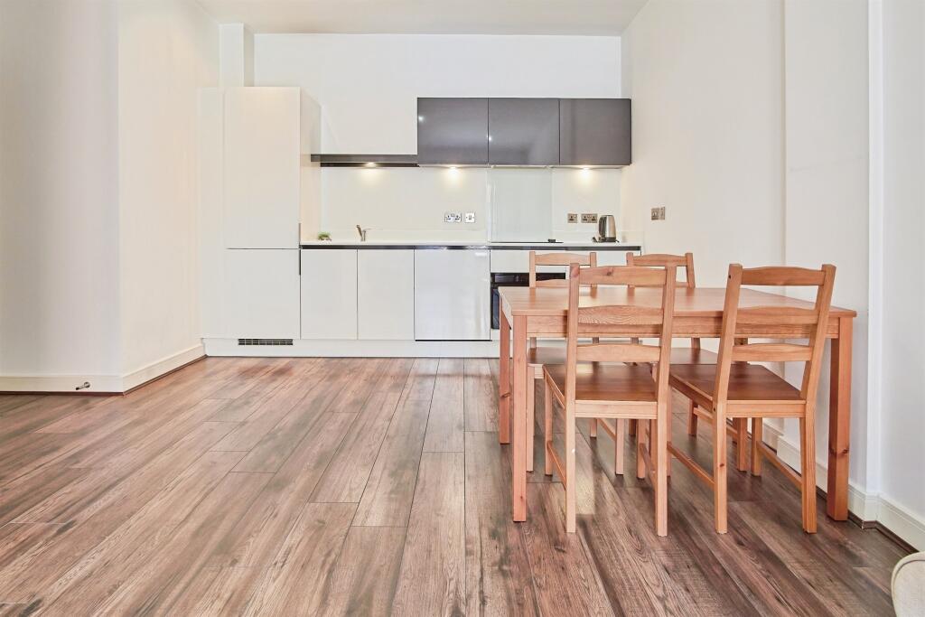 Apartment in Birmingham, Jewellery Quarter - More