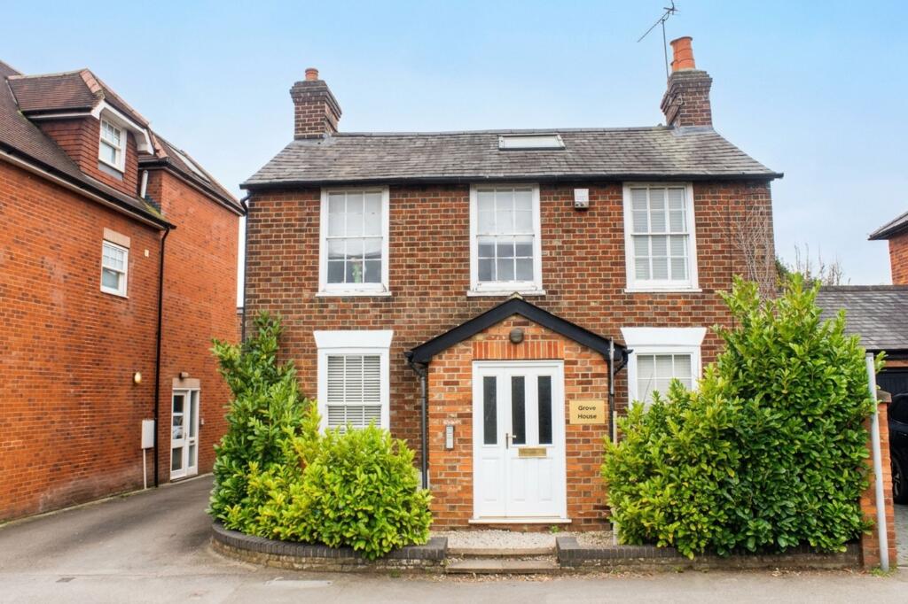 Main image of property: Wargrave Road, Twyford, RG10