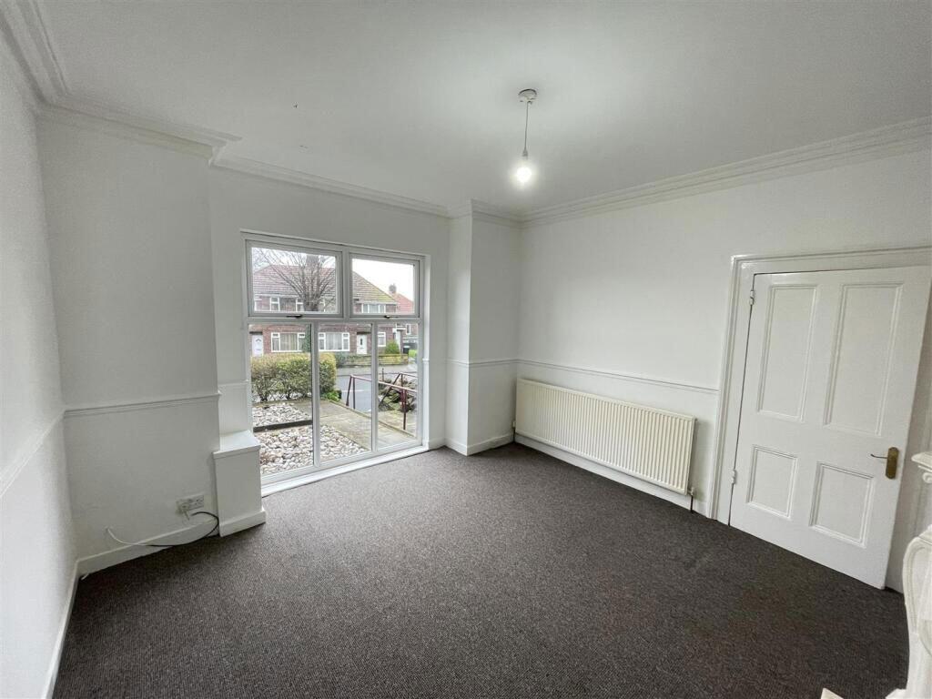 House in Wirral, Liverpool City Region - View 3