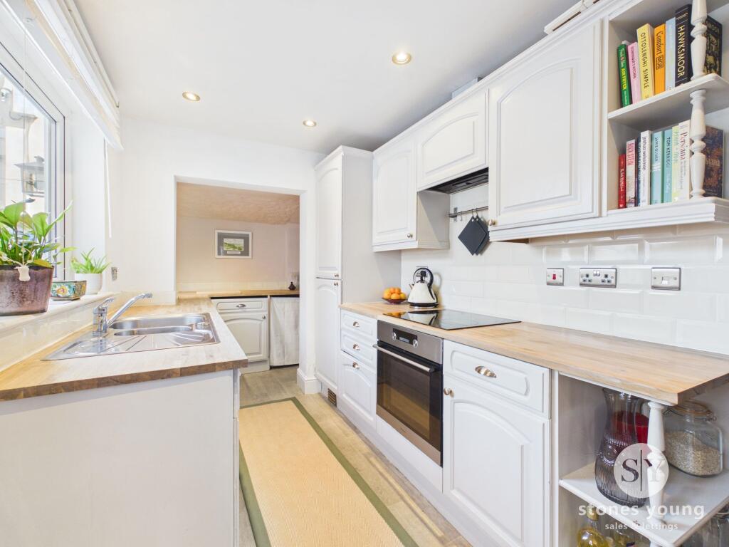 Clough Lane, Simonstone, BB12 photo 4