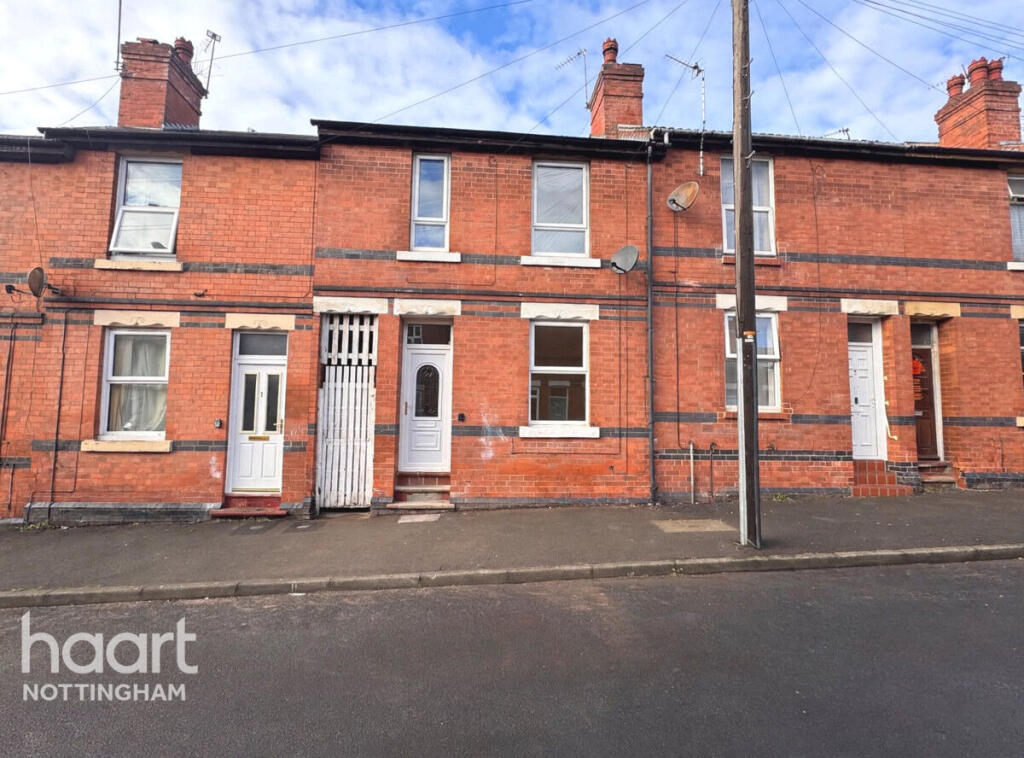 4-bed terraced on Chandos Street, Nottingham, £230,000