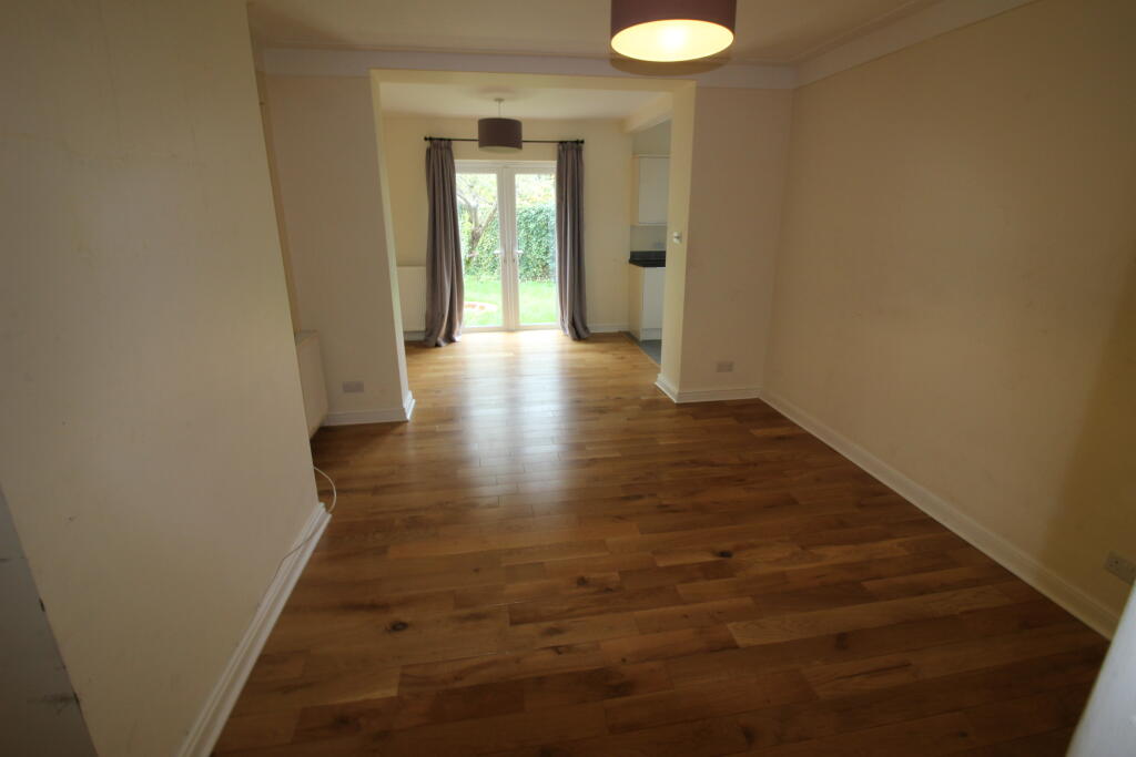 House in Kingston upon Thames - View 4