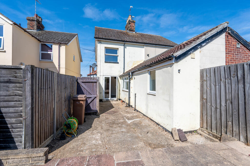 Maidstone Road, Felixstowe photo 4