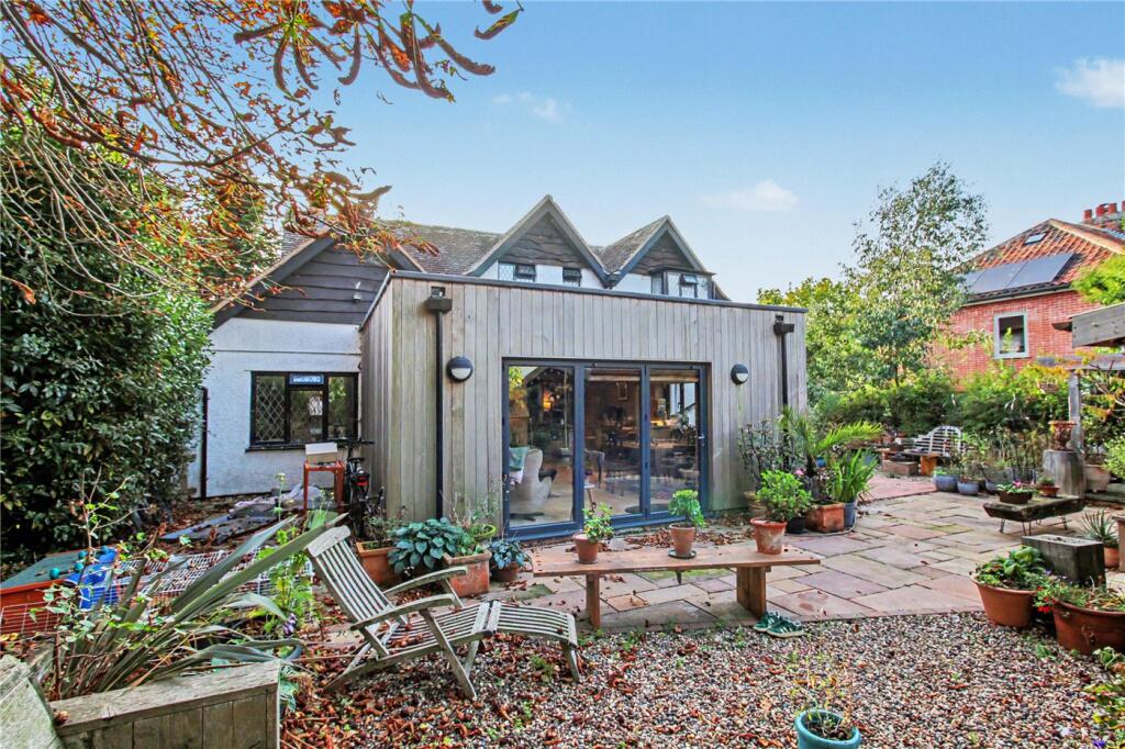 Wangford Road, Reydon, Southwold, Suffolk, IP18 photo 3