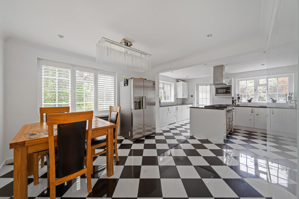 Main image of property: Leacroft Close, Kenley, CR8