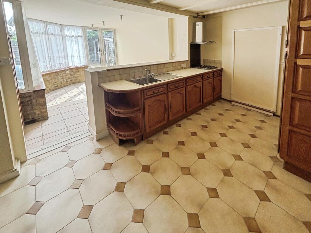 Main image of property: Mawney Road, Romford, RM7