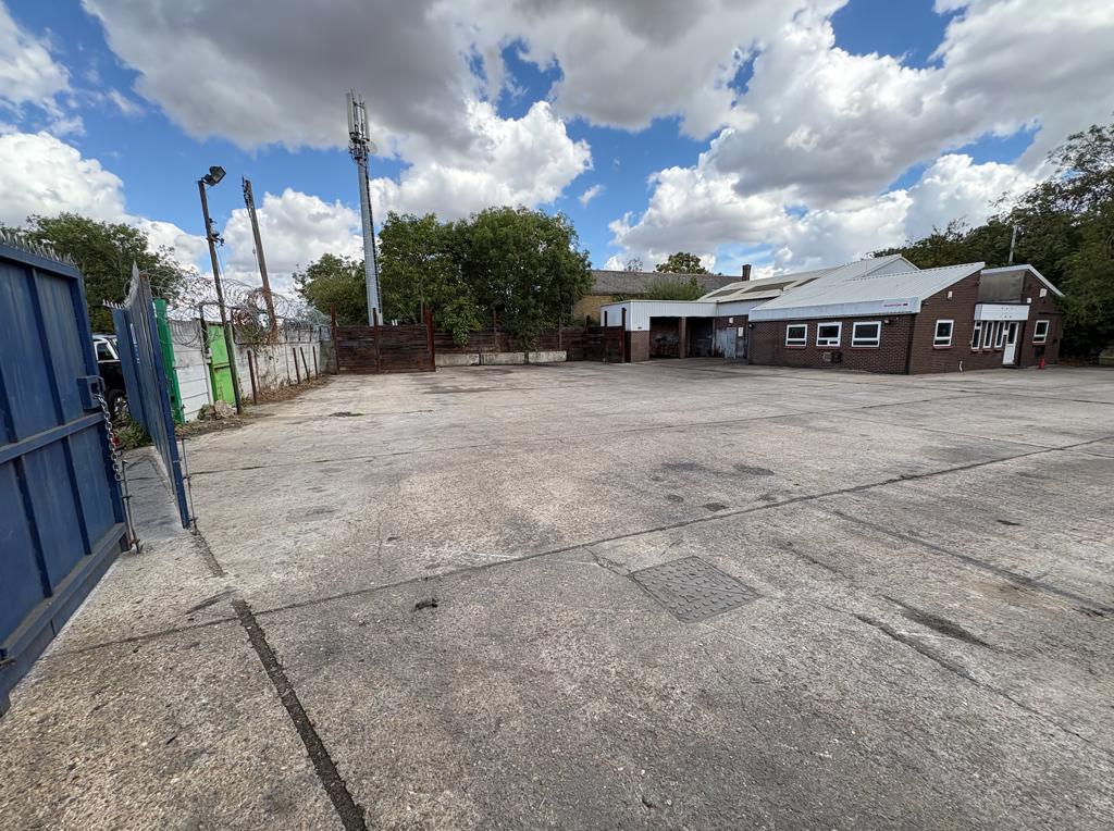 Photo 8