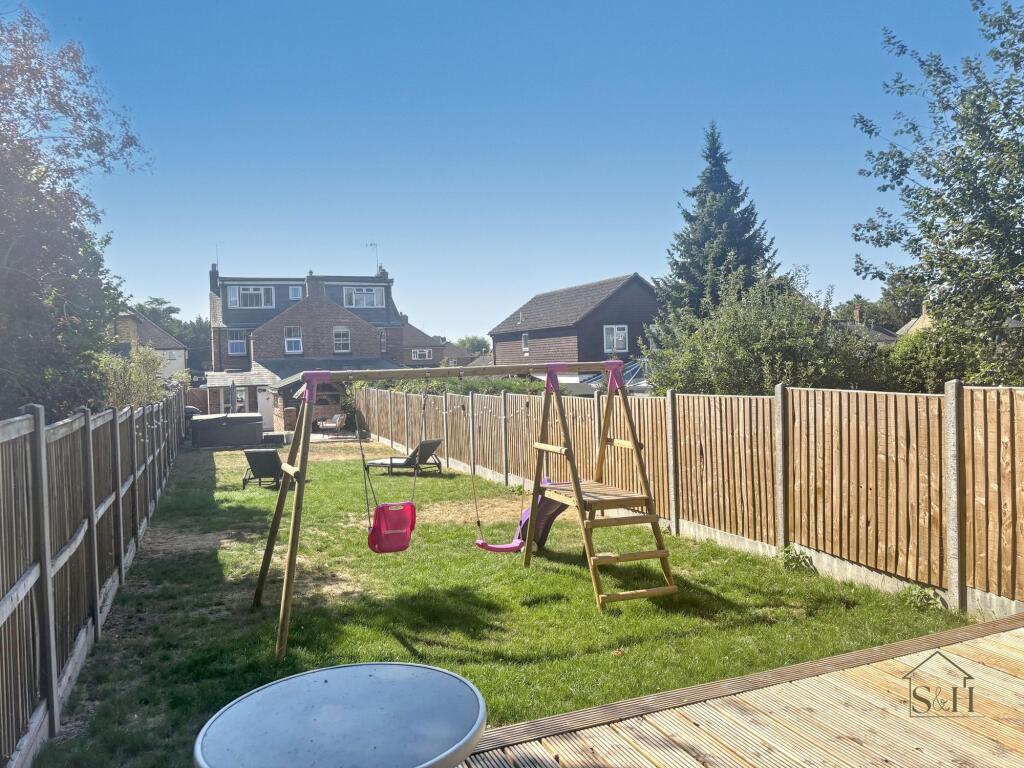 House in Ashford, Kennington - View 4