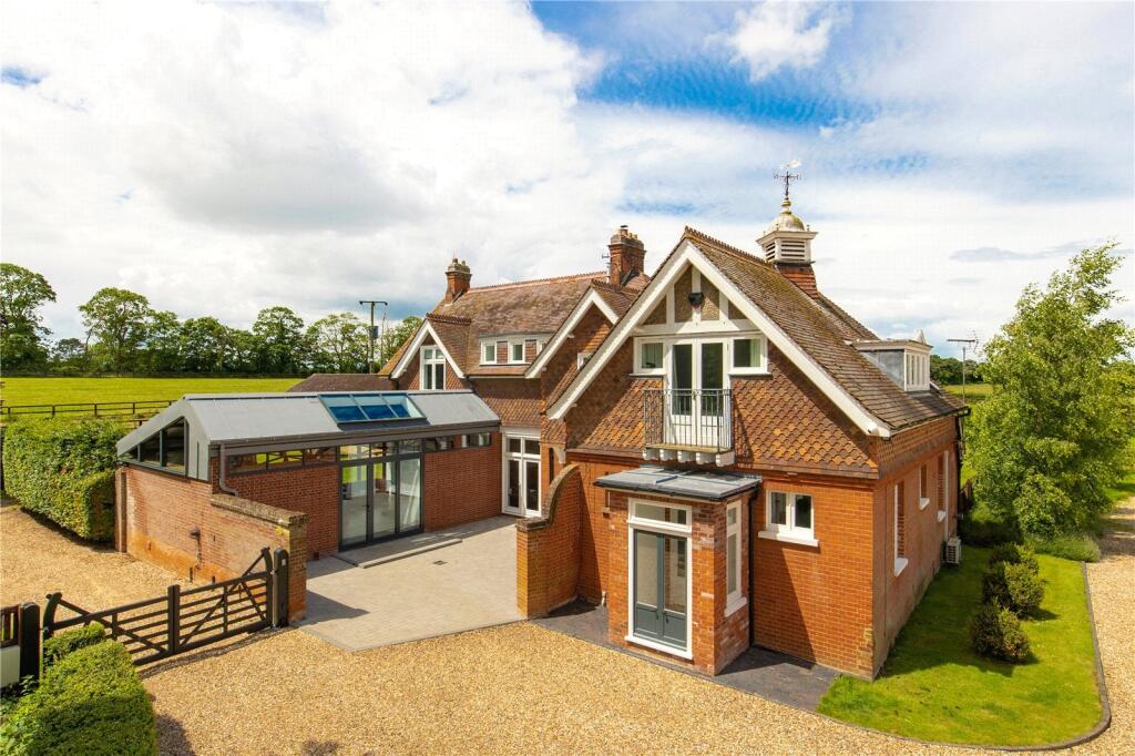 Main image of property: London Road, Six Mile Bottom, Newmarket, Suffolk, CB8