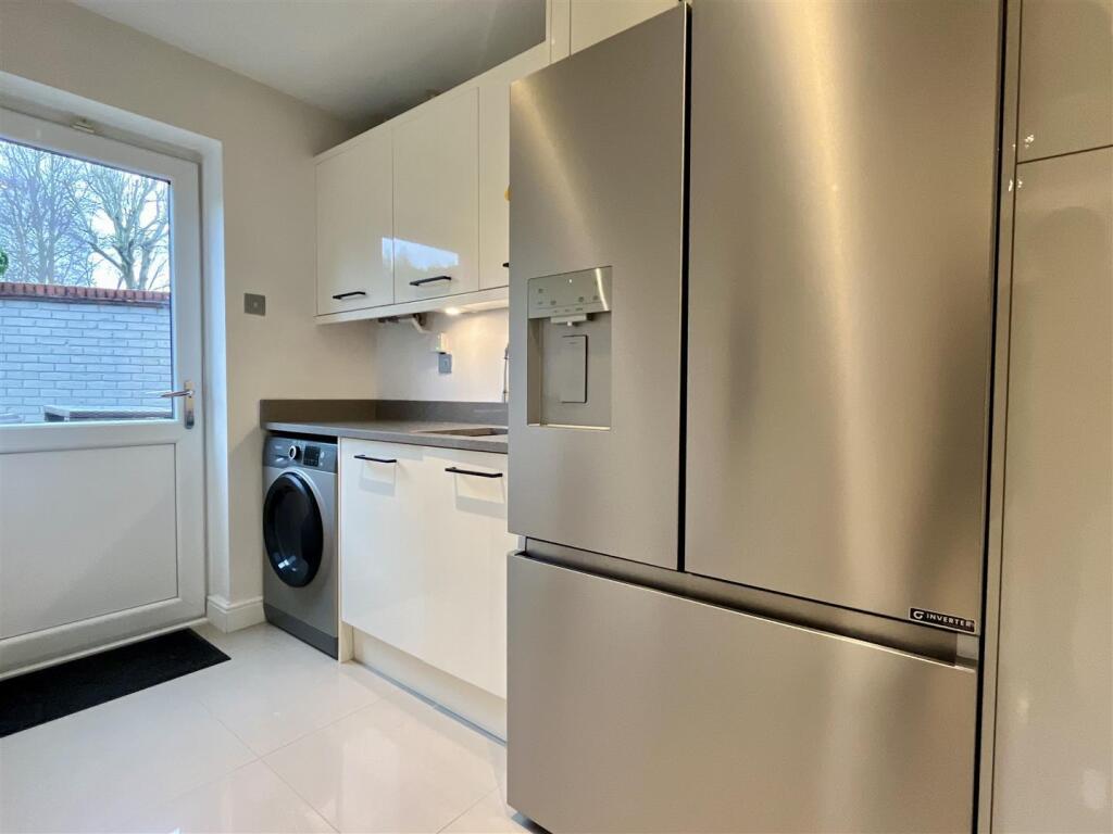 Additional image 10 of Shrubbery Close, Sutton Coldfield