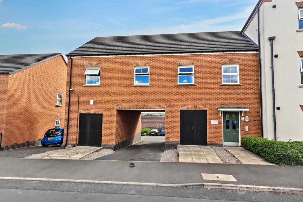 Main image of property: Edinburgh Road, Nuneaton, CV10 9FP