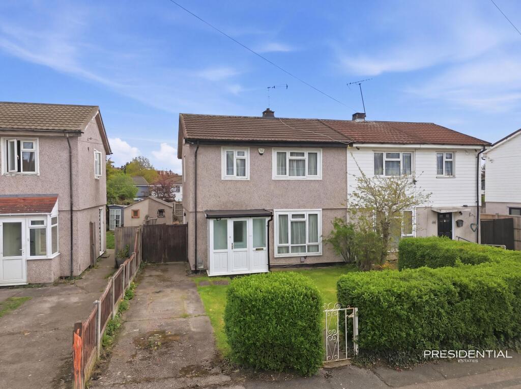Main image of property: Colebrook Lane, Loughton, IG10